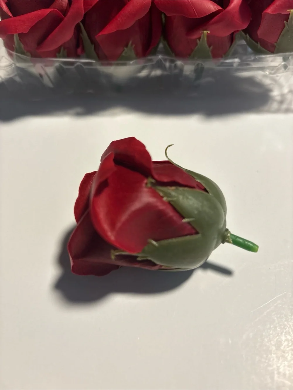 Artificial flower real touch and Smell Red Roses 25 Buds. New